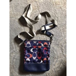 Cross body coach purse